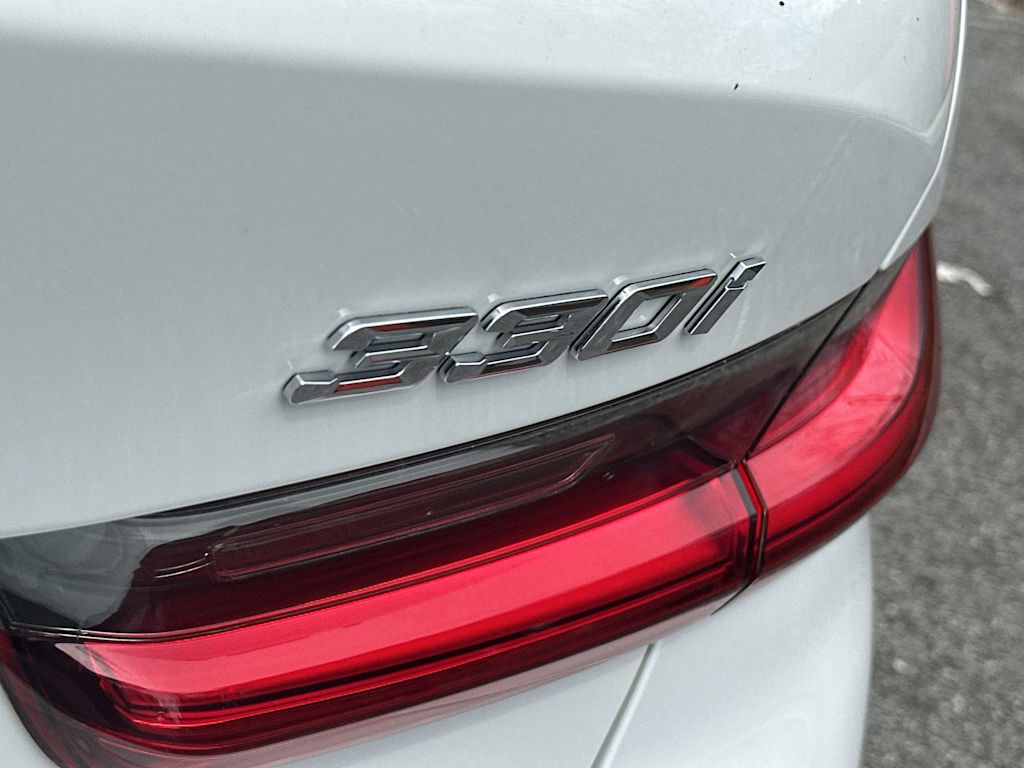 Thumbnail: 2020 BMW 3 Series - 24