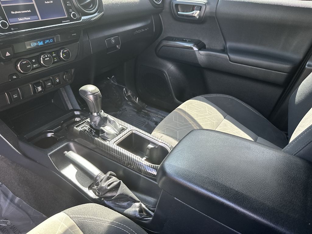 Thumbnail: 2021 Toyota Tacoma - 14