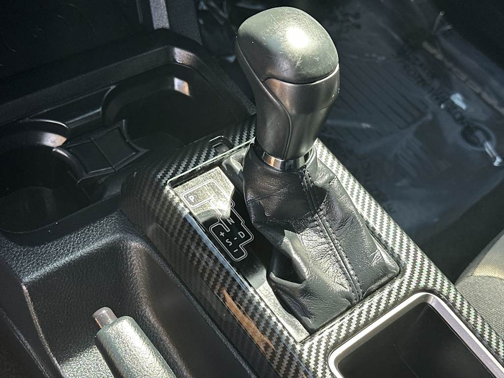 Thumbnail: 2021 Toyota Tacoma - 27