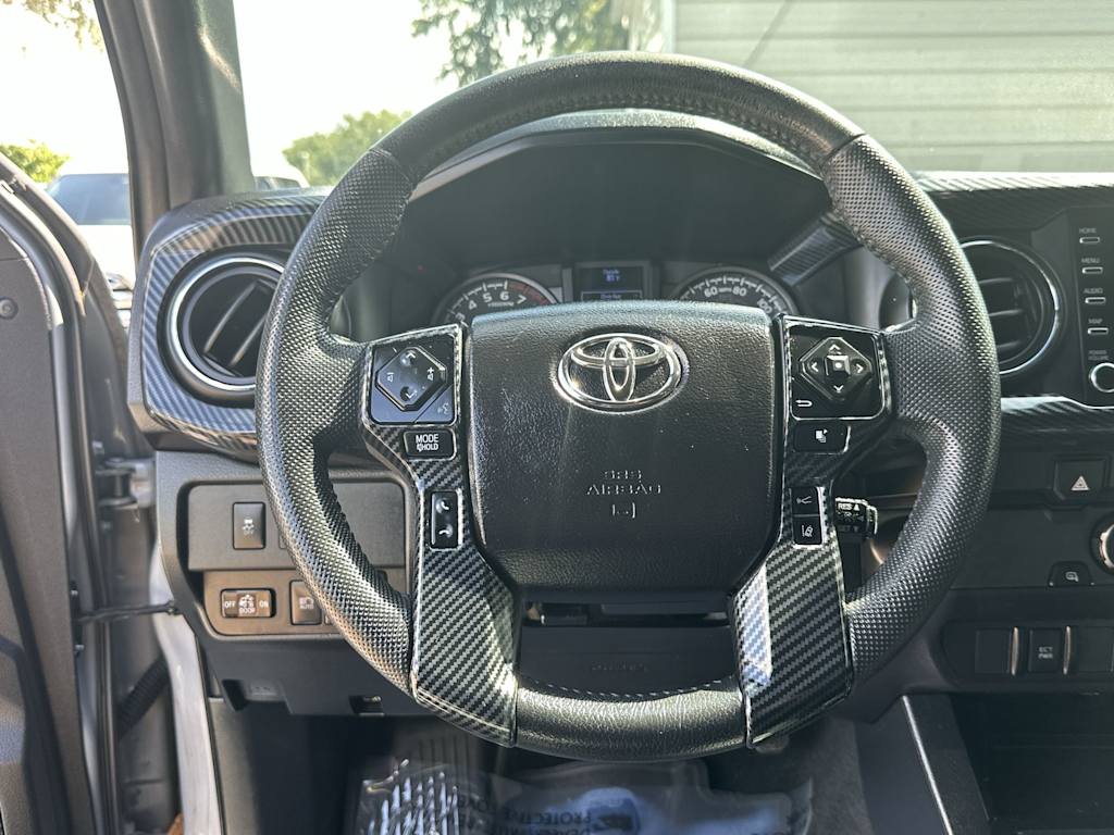 Thumbnail: 2021 Toyota Tacoma - 9