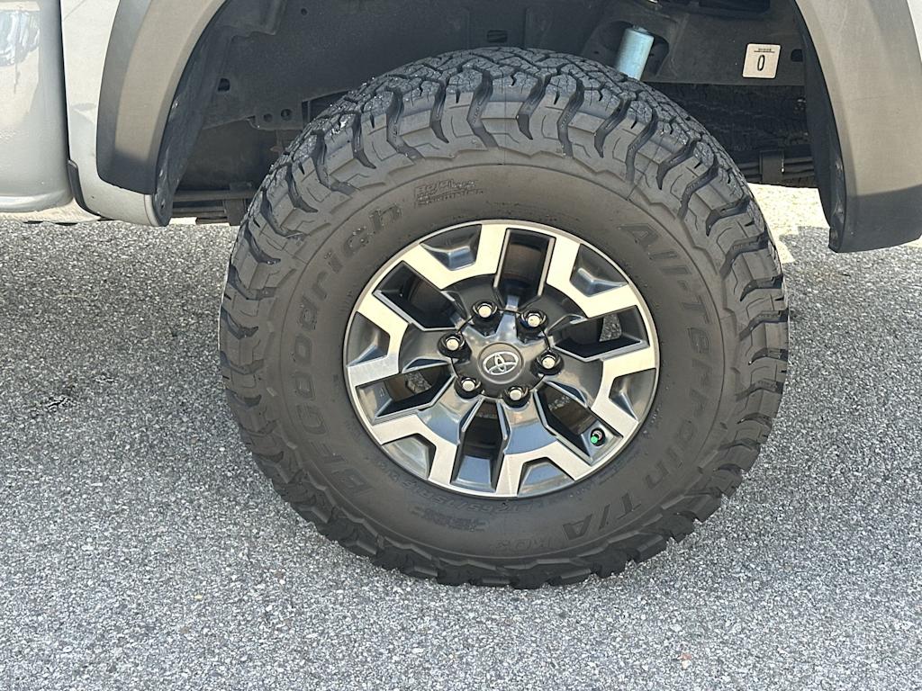 Thumbnail: 2021 Toyota Tacoma - 8