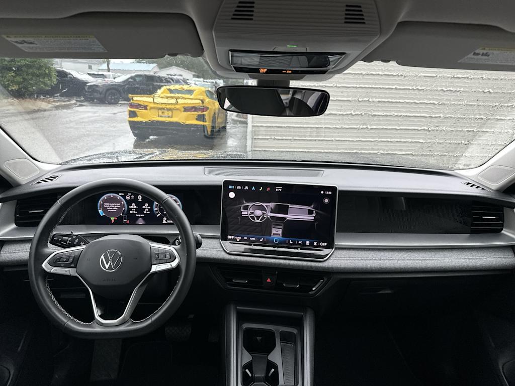 Thumbnail: 2025 Volkswagen Tiguan - 2