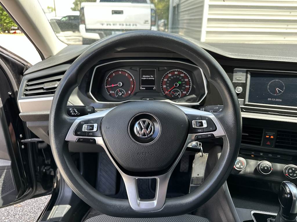 Thumbnail: 2021 Volkswagen Jetta - 9