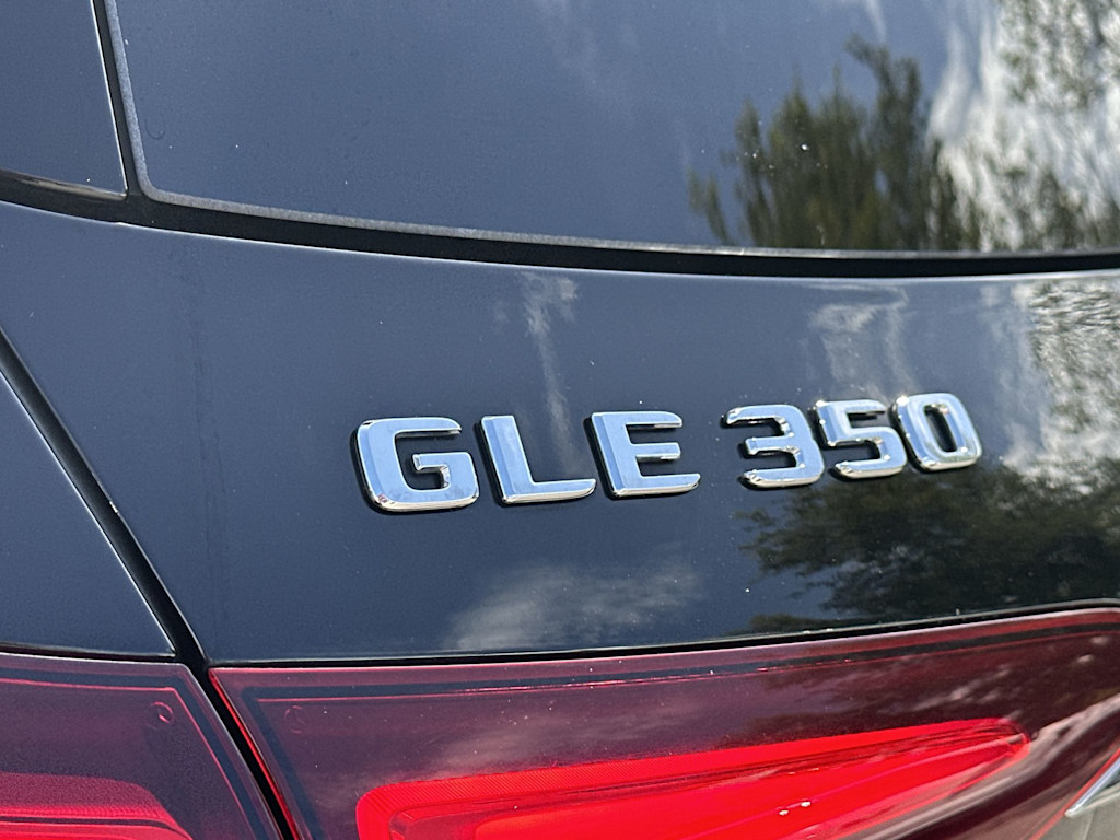 Thumbnail: 2025 Mercedes-Benz GLE - 22