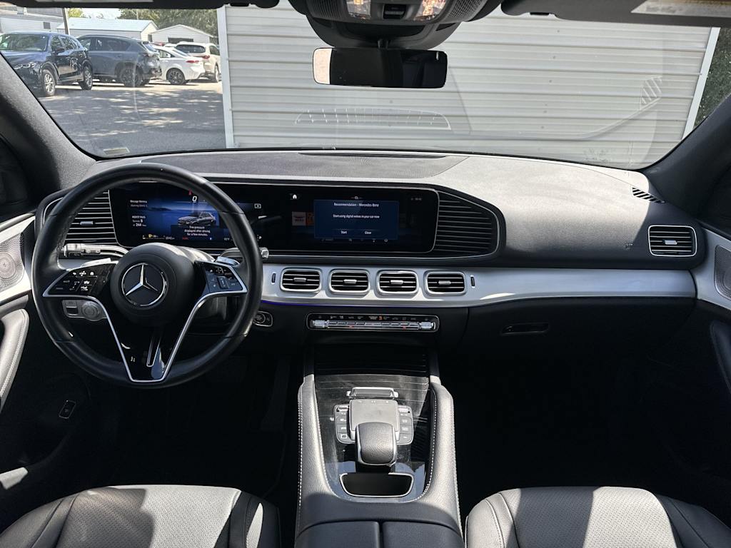 Thumbnail: 2025 Mercedes-Benz GLE - 2