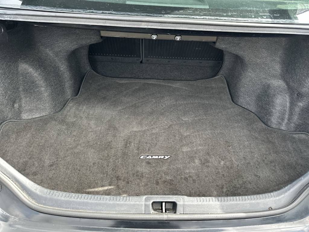 Thumbnail: 2016 Toyota Camry - 17