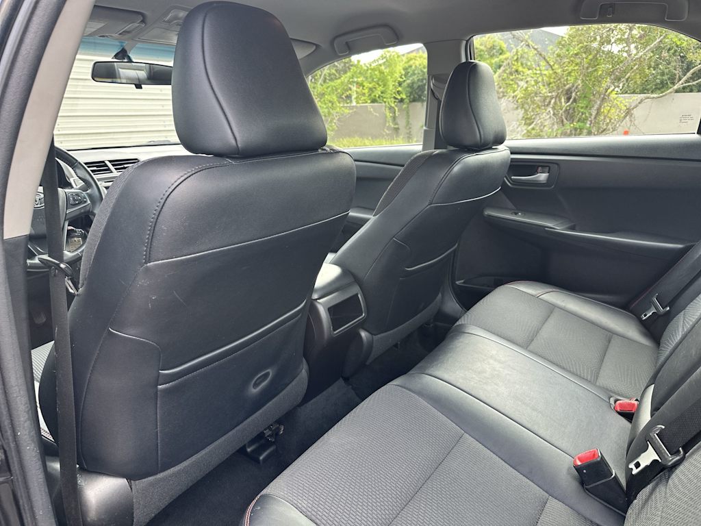 Thumbnail: 2016 Toyota Camry - 13