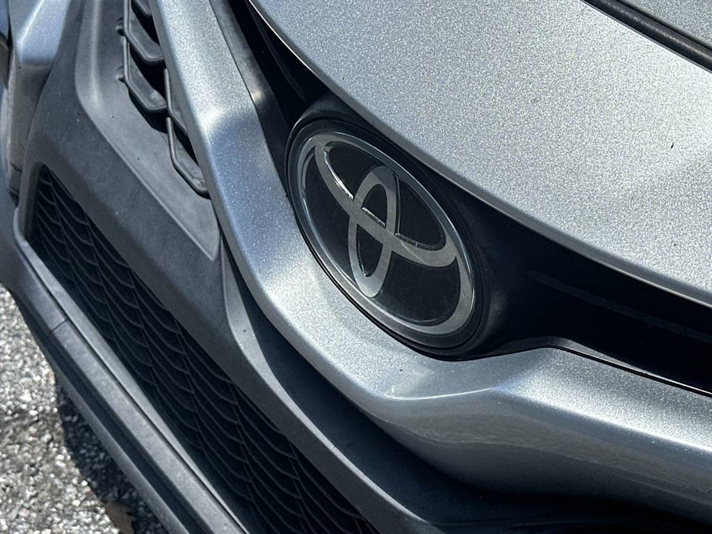 Thumbnail: 2021 Toyota Camry - 7