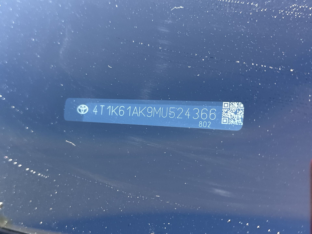 Thumbnail: 2021 Toyota Camry - 20