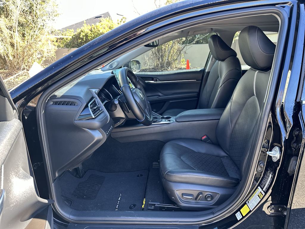 Thumbnail: 2021 Toyota Camry - 11