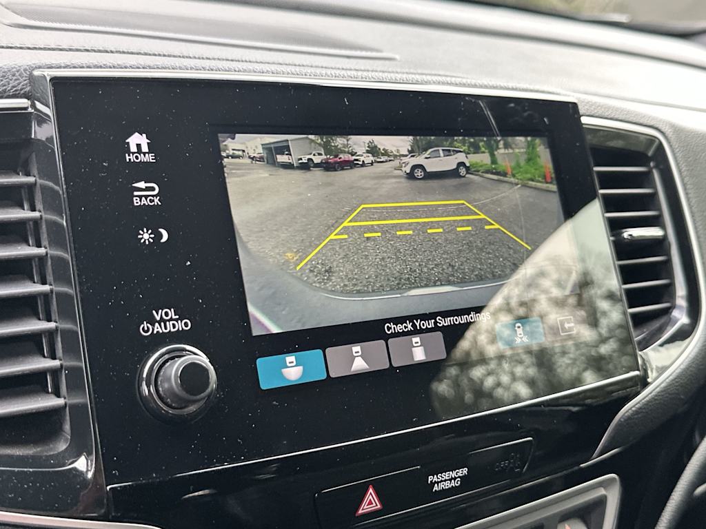 Thumbnail: 2019 Honda Passport - 14