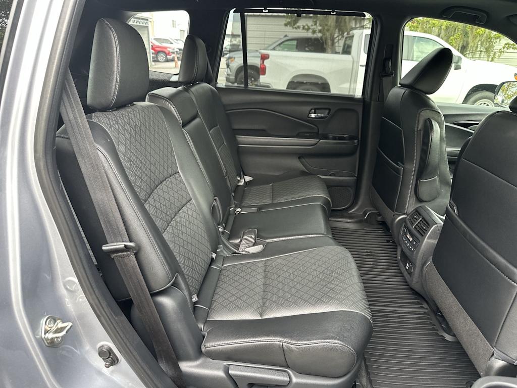 Thumbnail: 2019 Honda Passport - 25