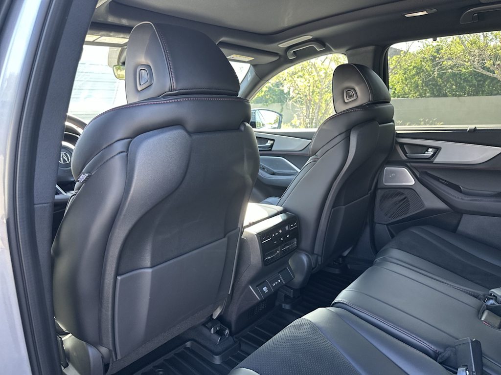 Thumbnail: 2025 Acura MDX - 12