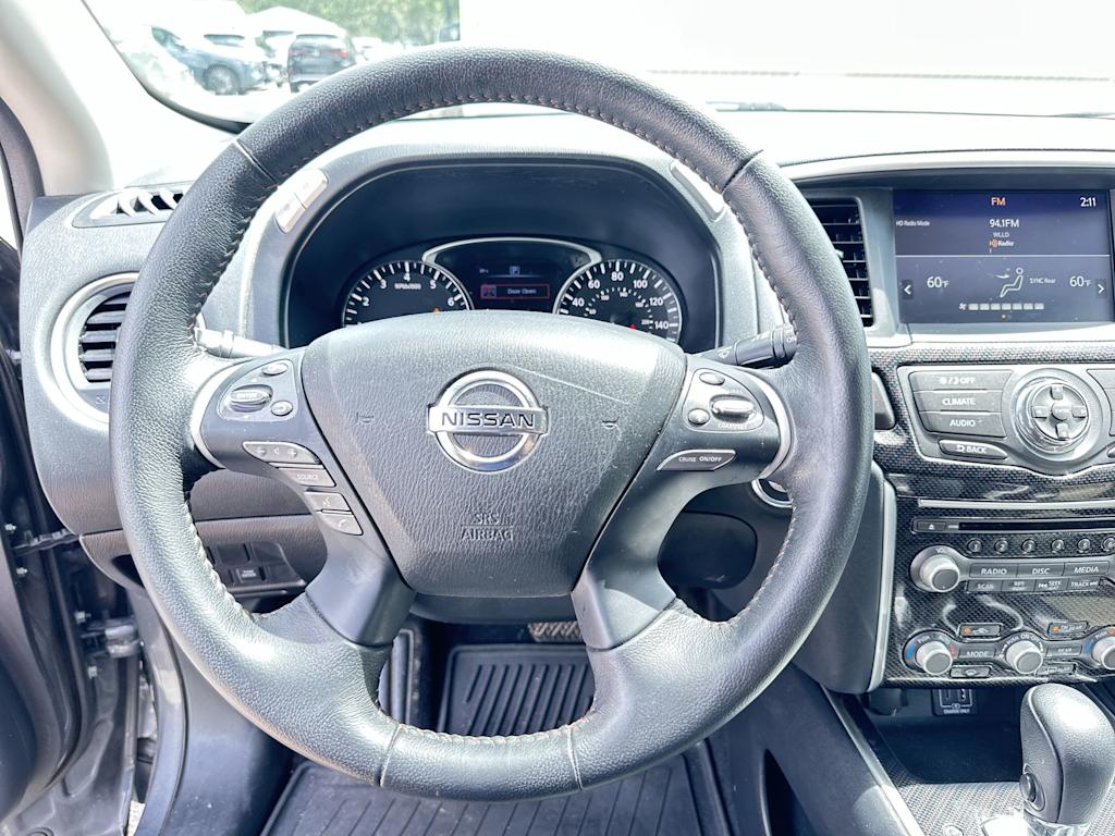 Thumbnail: 2020 Nissan Pathfinder - 10