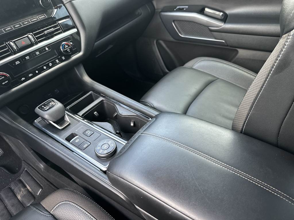 Thumbnail: 2023 Nissan Pathfinder - 15