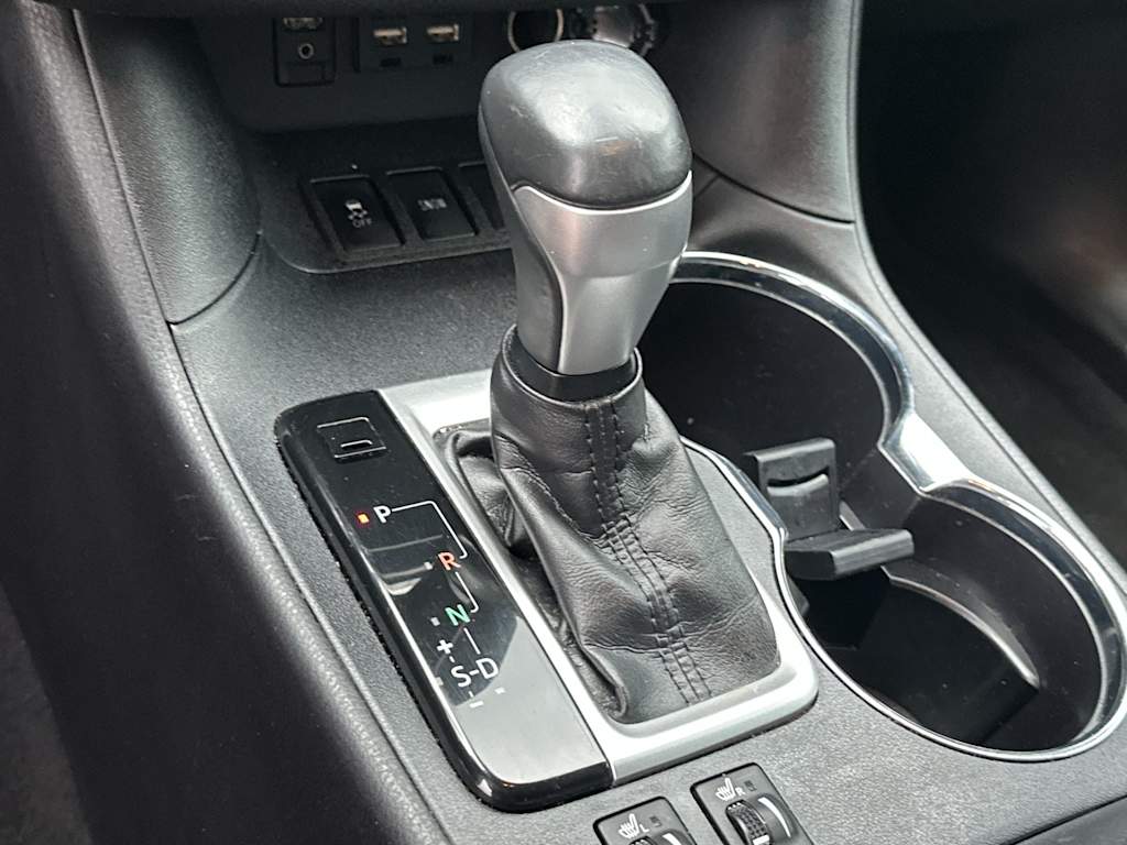Thumbnail: 2019 Toyota Highlander - 27
