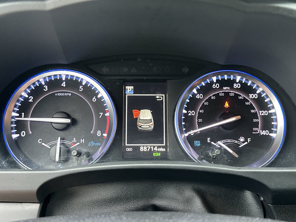 Thumbnail: 2019 Toyota Highlander - 16