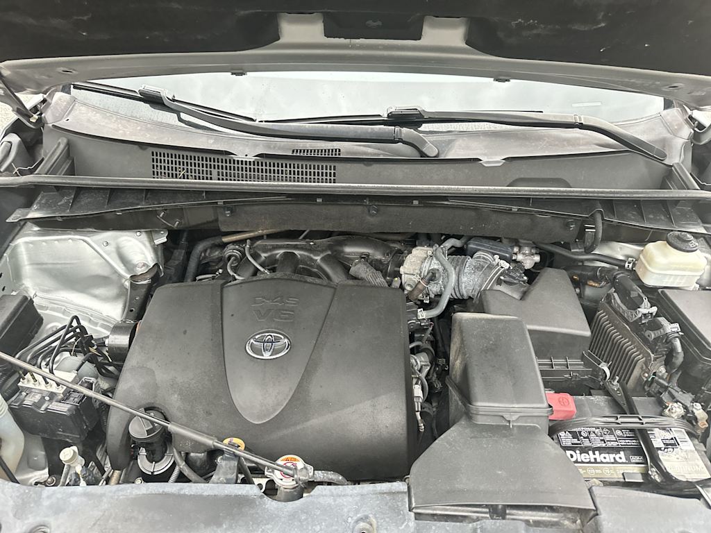 Thumbnail: 2019 Toyota Highlander - 9