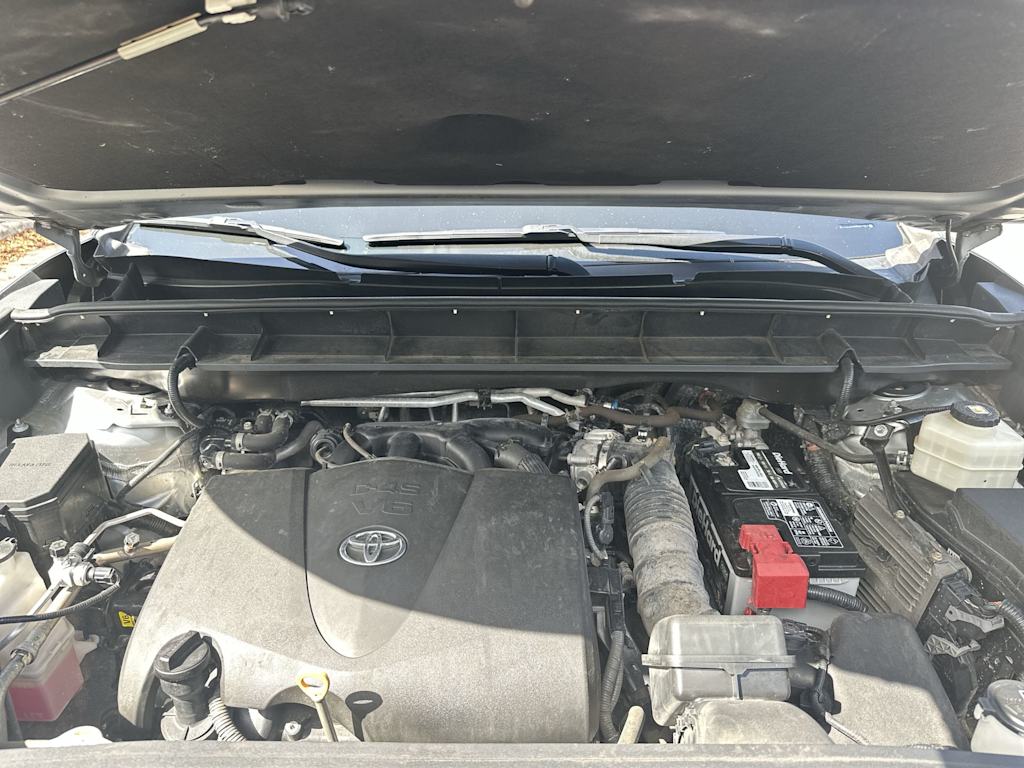 Thumbnail: 2021 Toyota Highlander - 9