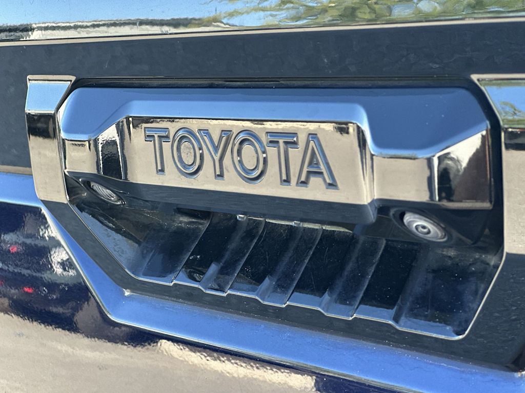 Thumbnail: 2023 Toyota Tundra - 23