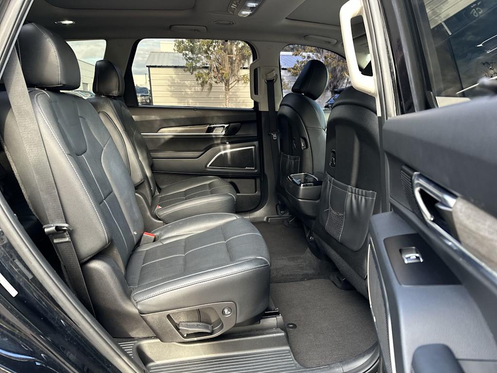 Thumbnail: 2020 Kia Telluride - 27