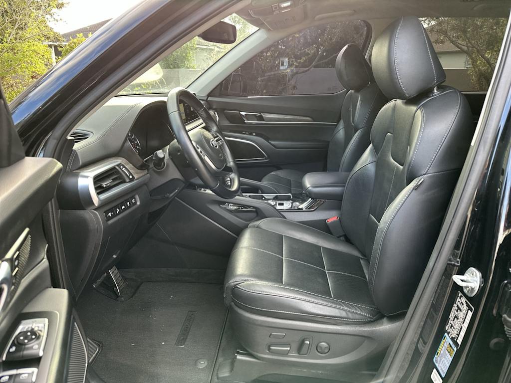 Thumbnail: 2020 Kia Telluride - 12