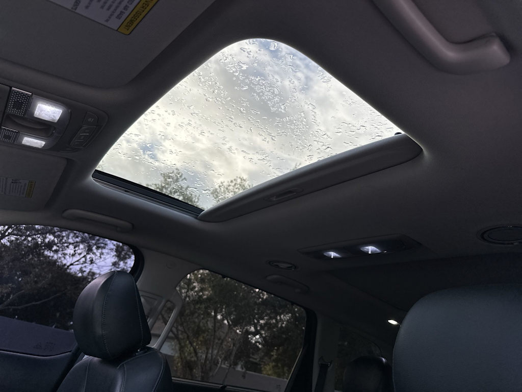 Thumbnail: 2020 Kia Telluride - 25