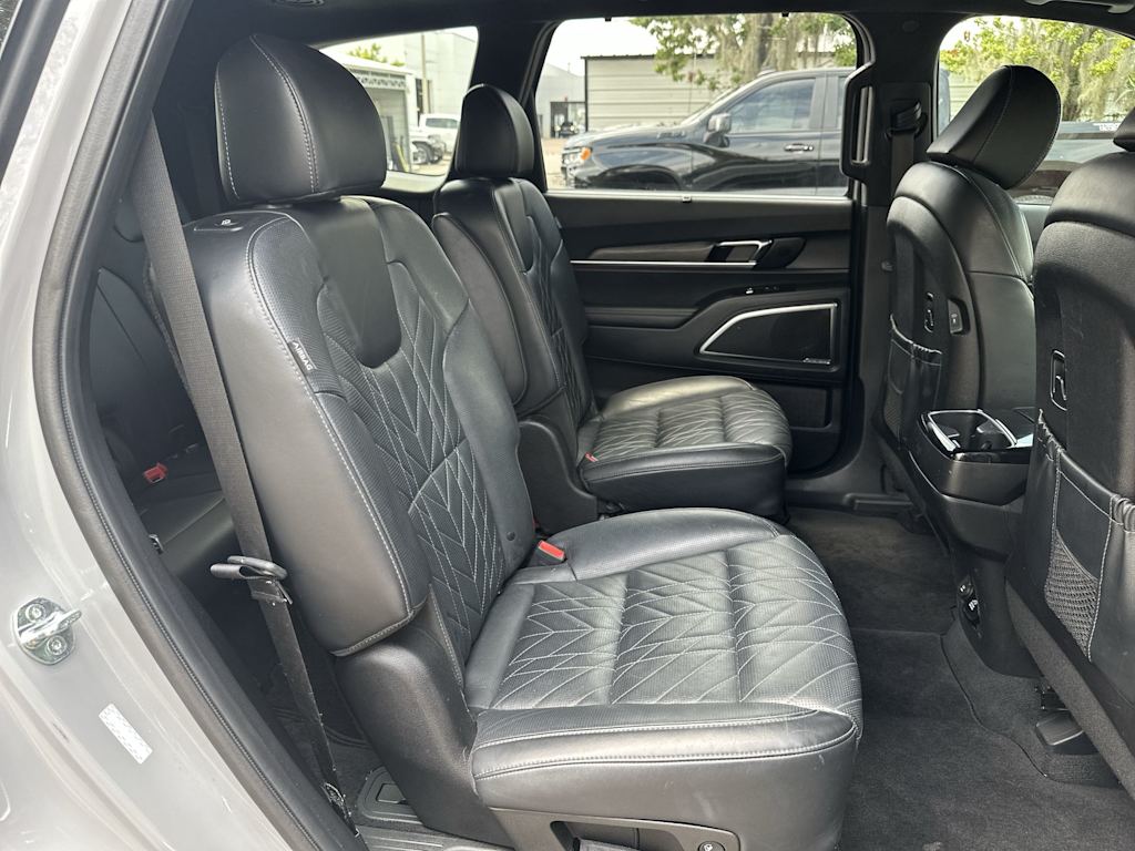 Thumbnail: 2024 Kia Telluride - 24