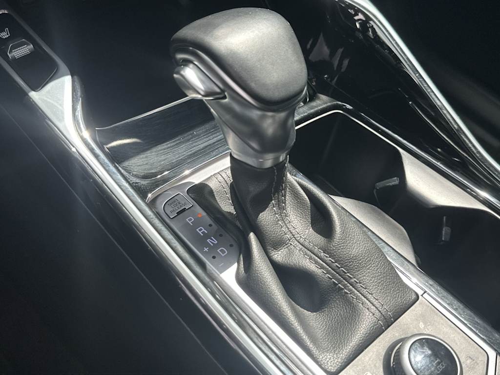 Thumbnail: 2023 Kia Sorento - 26