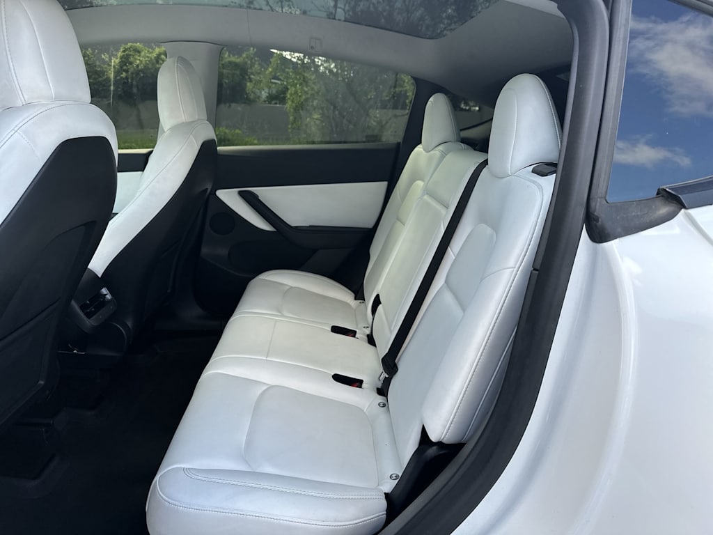 Thumbnail: 2022 Tesla Model Y - 23