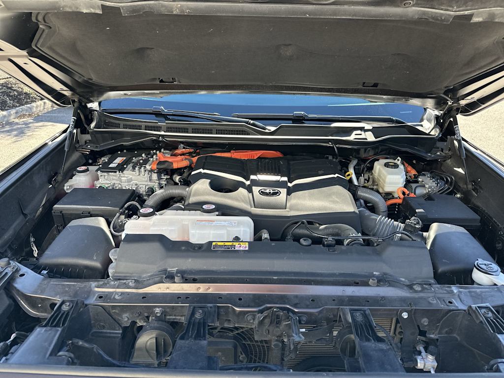 Thumbnail: 2023 Toyota Sequoia - 9