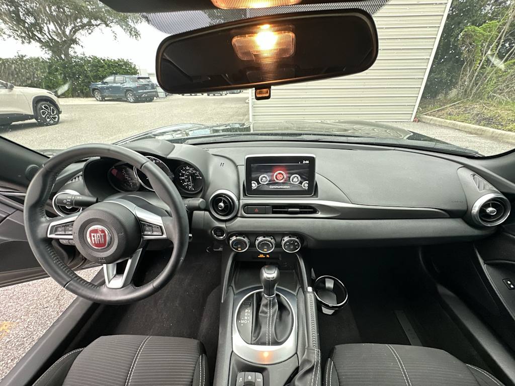 Thumbnail: 2020 Fiat 124 Spider - 2