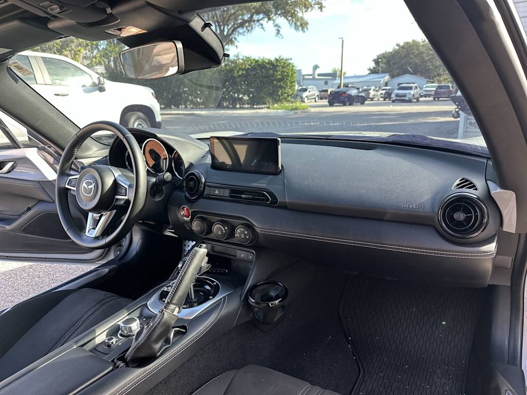 Thumbnail: 2025 Mazda MX-5 Miata - 2