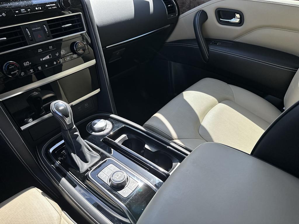 Thumbnail: 2023 INFINITI QX80 - 14