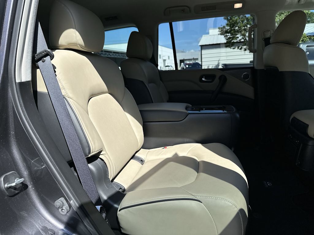 Thumbnail: 2023 INFINITI QX80 - 25