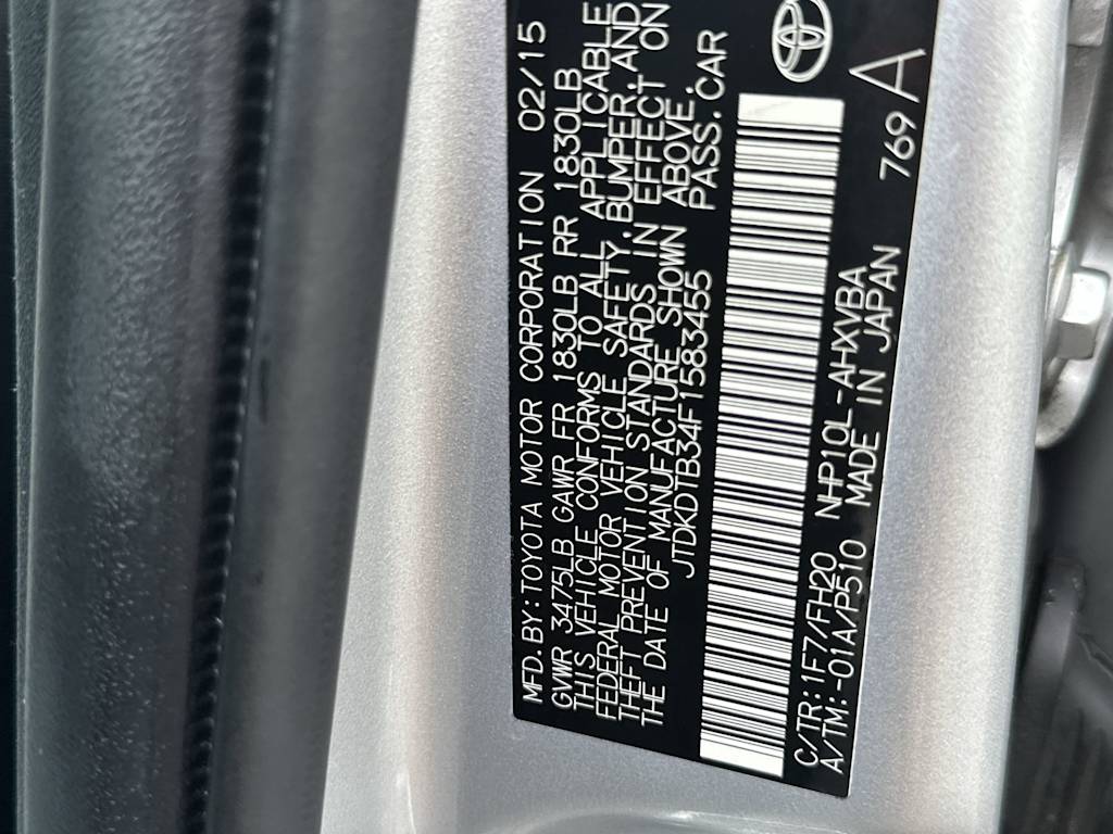 Thumbnail: 2015 Toyota Prius c - 19