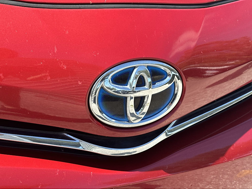 Thumbnail: 2013 Toyota Prius v - 7