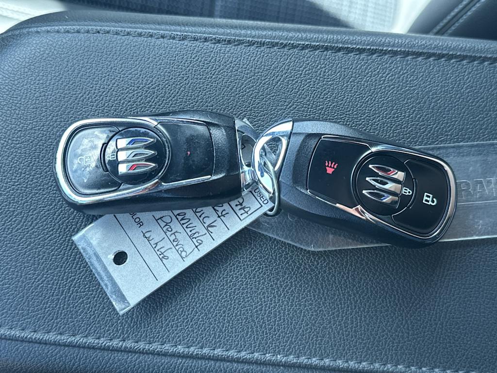 Thumbnail: 2024 Buick Envista - 16