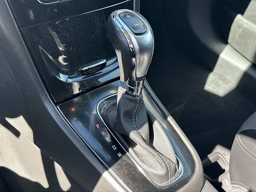 Thumbnail: 2020 Buick Encore - 27