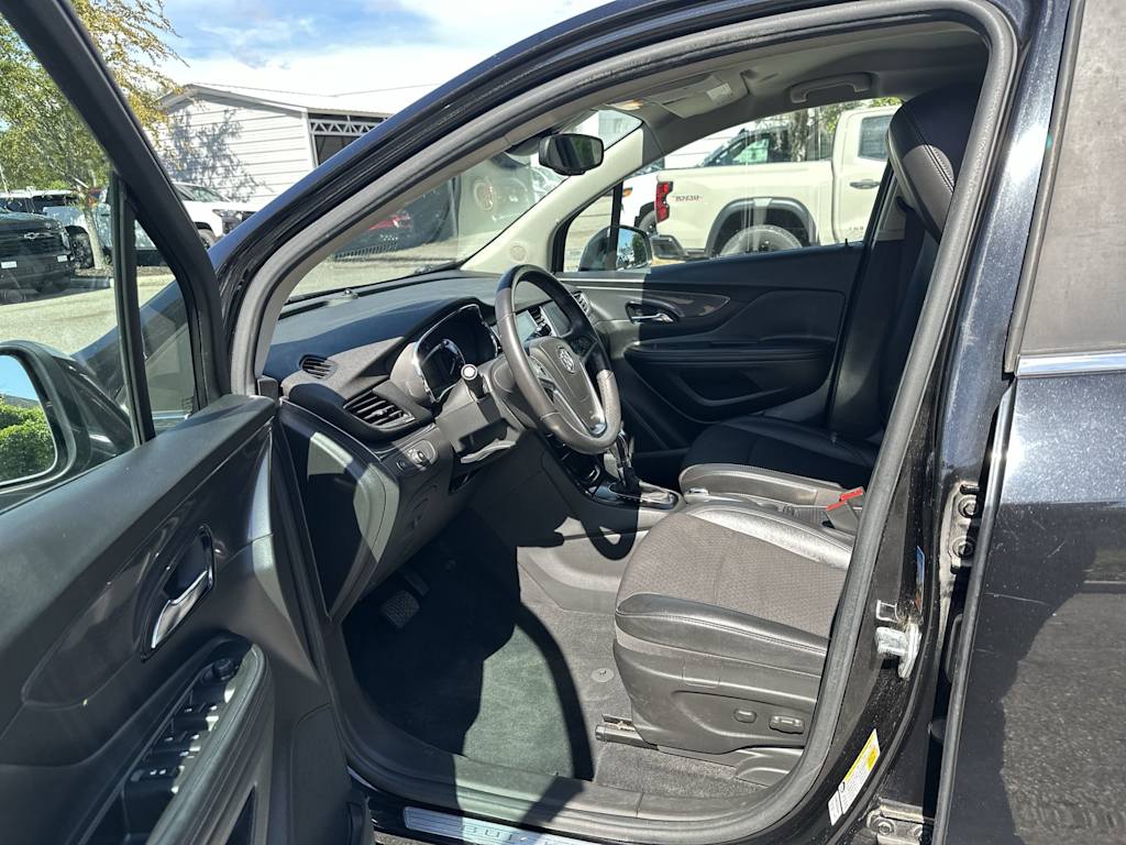 Thumbnail: 2020 Buick Encore - 9