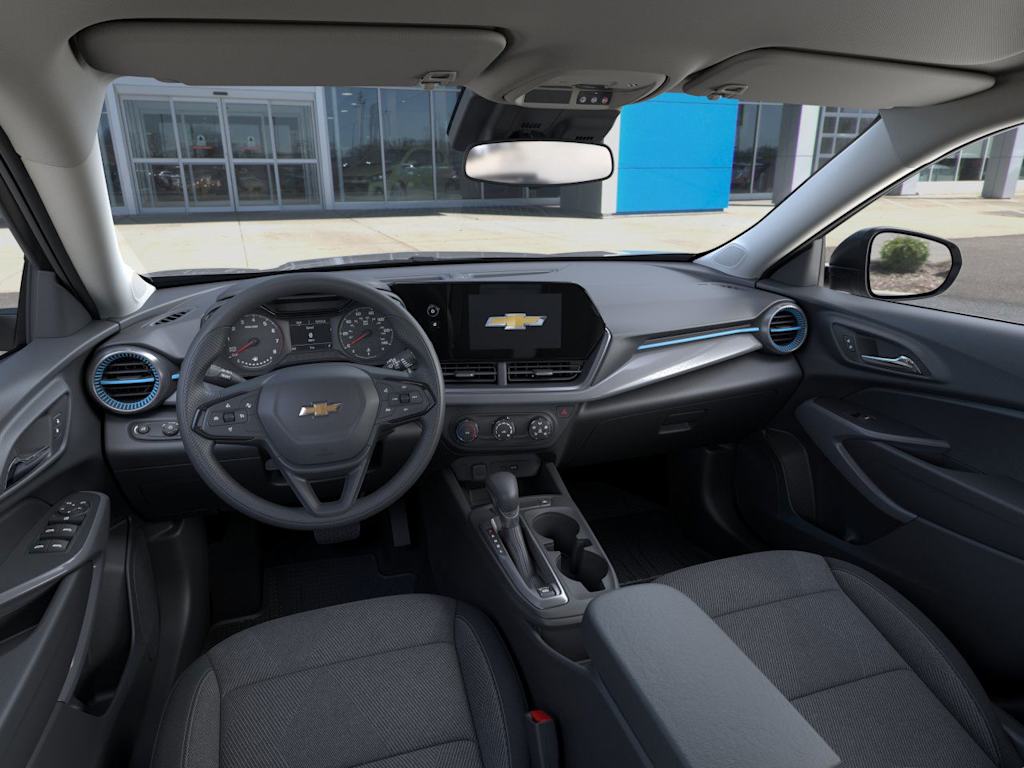 Thumbnail: 2026 Chevrolet Trax - 2