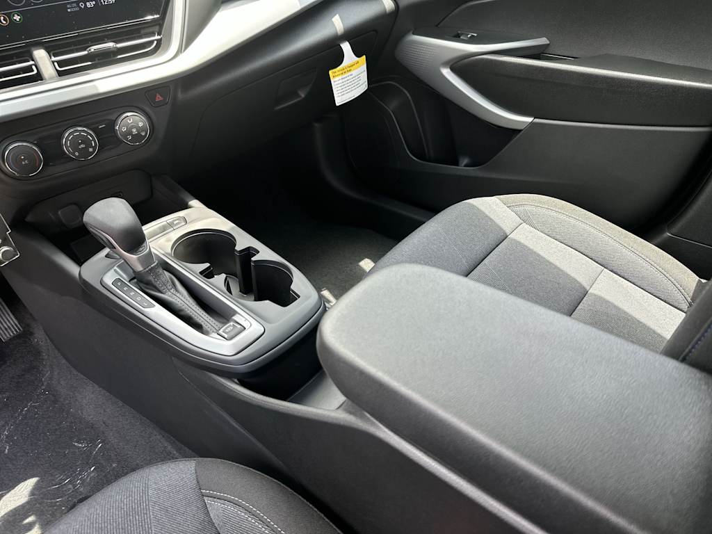 Thumbnail: 2026 Chevrolet Trax - 14