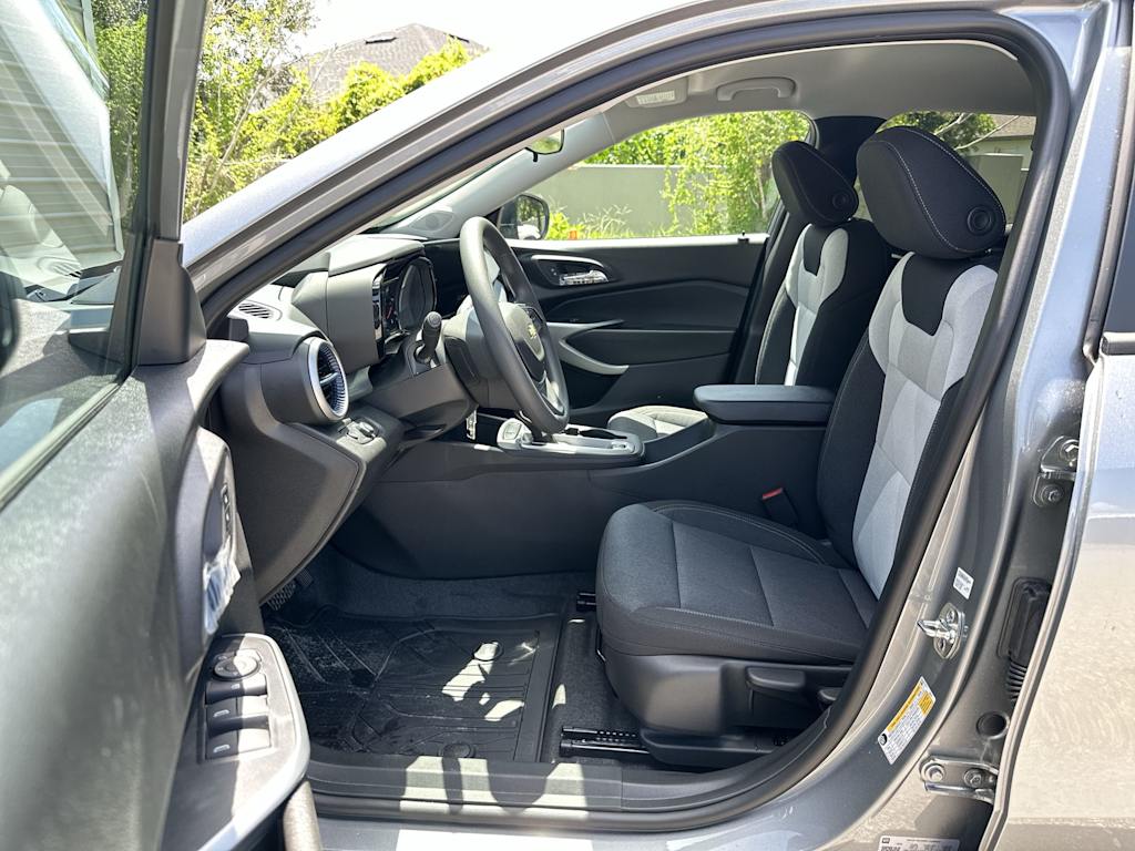Thumbnail: 2026 Chevrolet Trax - 11