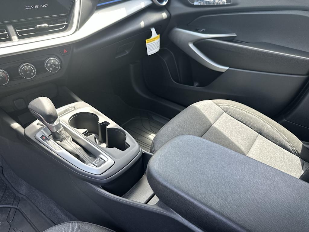 Thumbnail: 2026 Chevrolet Trax - 14