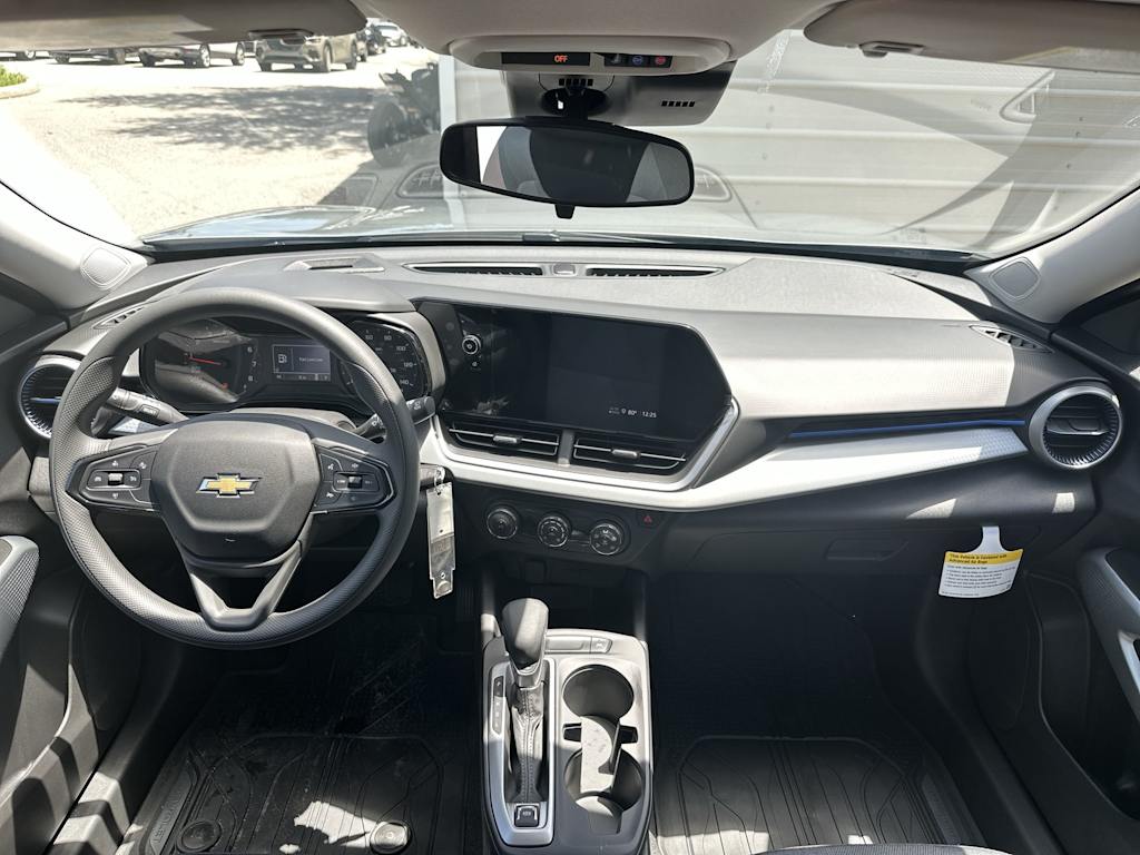 Thumbnail: 2026 Chevrolet Trax - 2