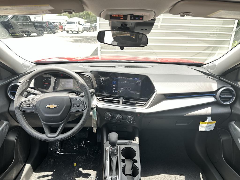 Thumbnail: 2026 Chevrolet Trax - 2