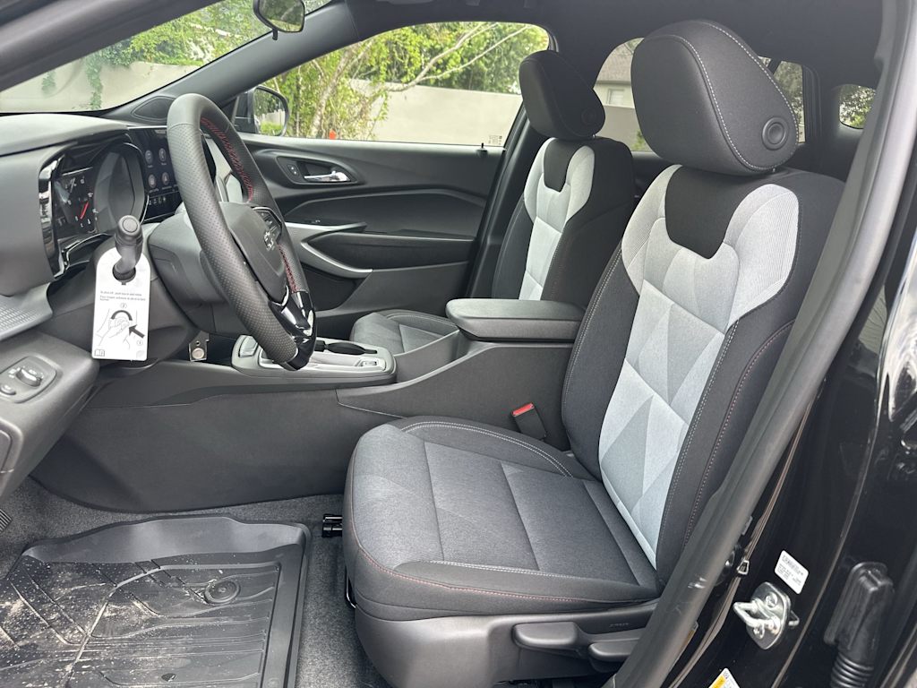Thumbnail: 2026 Chevrolet Trax - 12