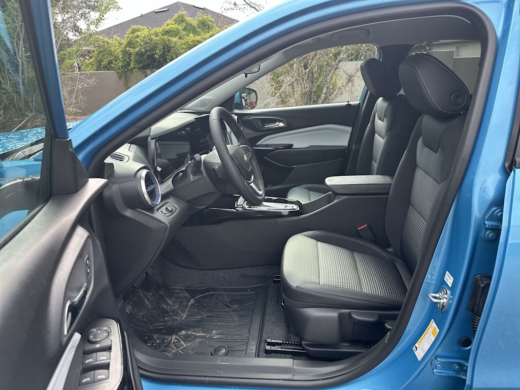 Thumbnail: 2026 Chevrolet Trax - 11