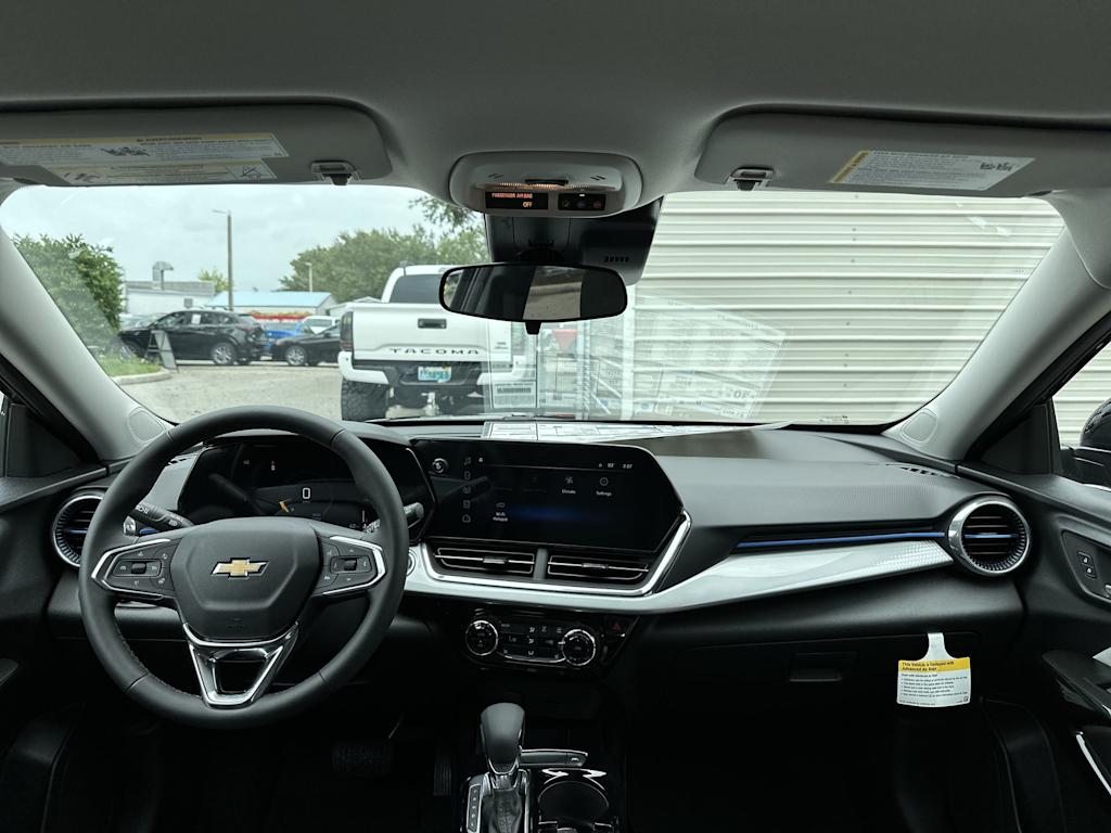 Thumbnail: 2026 Chevrolet Trax - 2