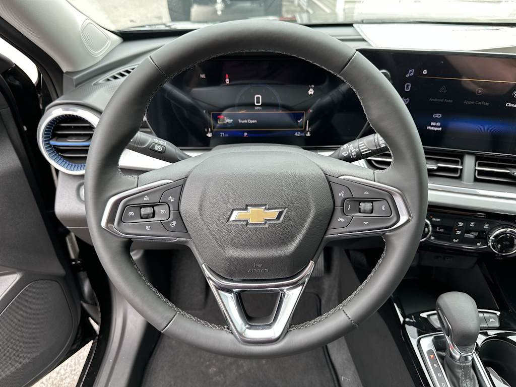 Thumbnail: 2026 Chevrolet Trax - 10